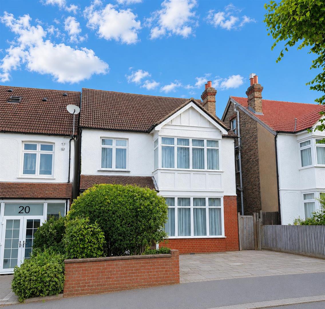 Grosvenor Avenue, Carshalton